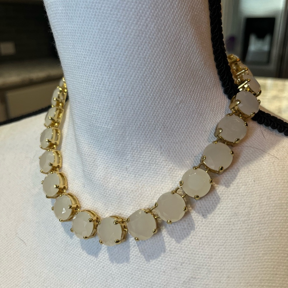 Statement Necklace - Picture 6 of 9